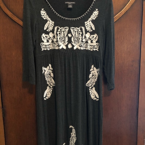 chelsea and theodore embroidered dress